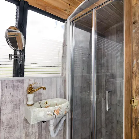 Çiftlik konaklama Glasson Glamping Farm Athlone