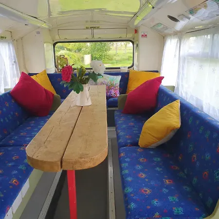 Glasson Glamping Farm Çiftlik konaklama *