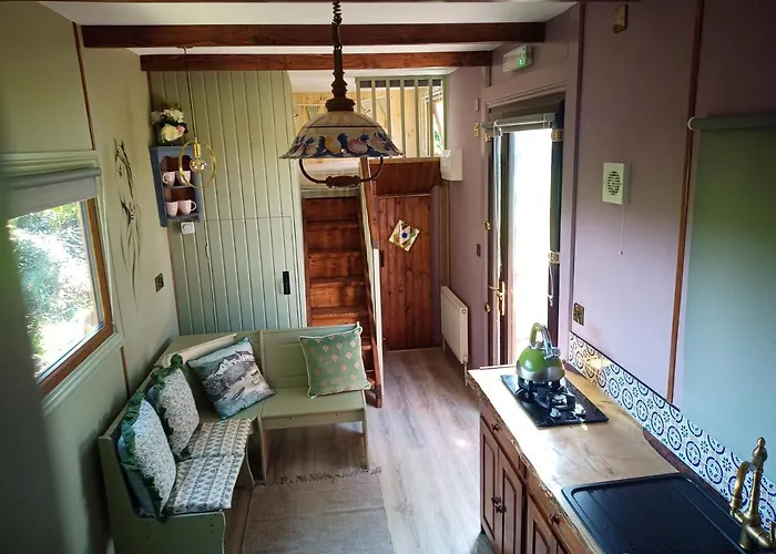 Glasson Glamping Farm *